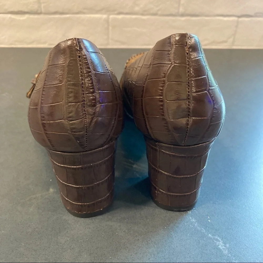 NWT Alex Marie sz 8.5 Woodchip heels